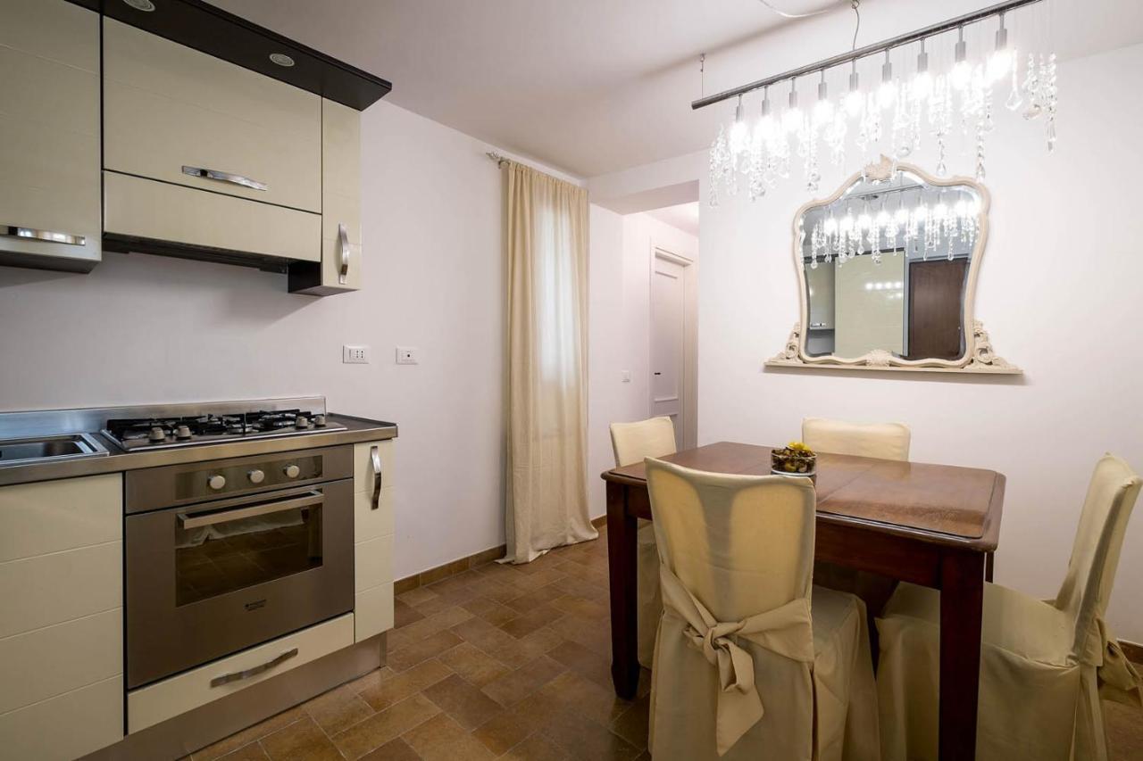 Penthouse Luxury Quattro Canti ปาแลร์โม ภายนอก รูปภาพ